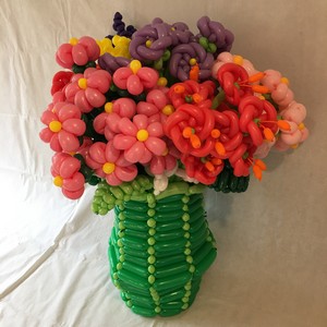 balloon model bouquet vase of flowers