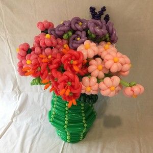 balloon model bouquet vase of flowers