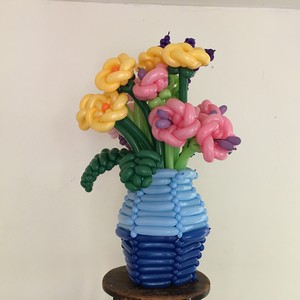 balloon flower vase