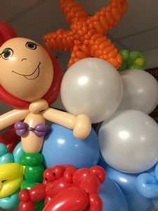 balloon mermaid display