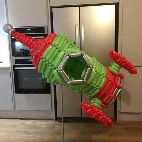 balloon model retro rocket