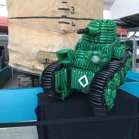 balloon model tank