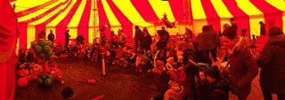 balloon circus
