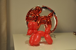 balloon model jeff koons dog