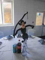 balloon model superheroe table centrepiece