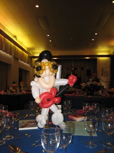 balloon model elvis