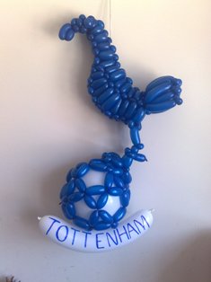 balloon tottenham cockerel