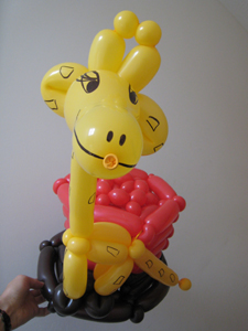 balloon giraffe