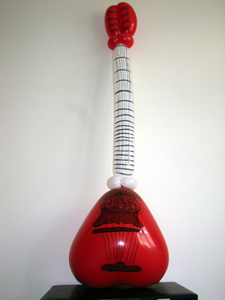 balloon musical instrument saz