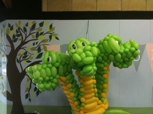 balloon three headed dragon