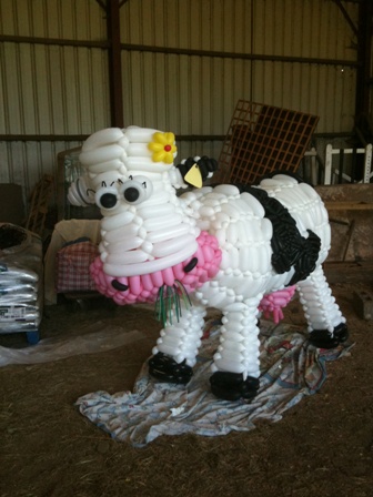 balloon cow