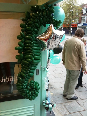 balloon seahorse