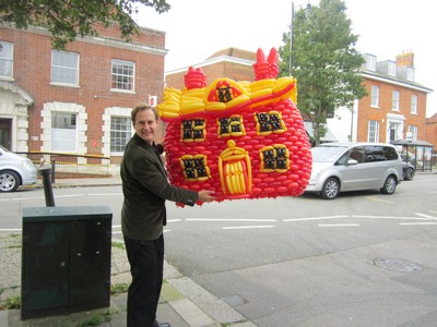 balloon model house