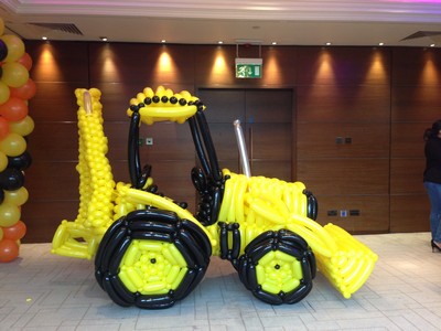 balloon model digger