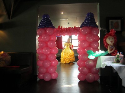 balloon model castle