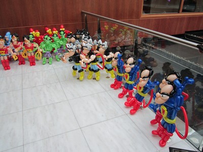 balloon model superheroes