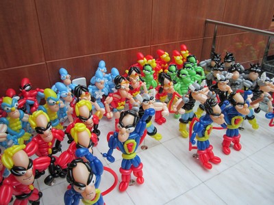 balloon model superheroes