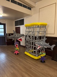 balloon shark cage balloon modelling
